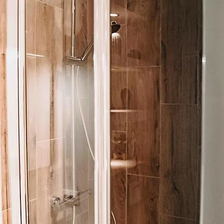 Haus Am Hs 721 B * جوسلار